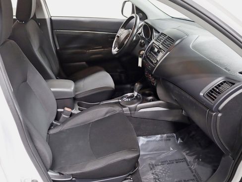 Used 2014 Mitsubishi Outlander Sport ES image 22