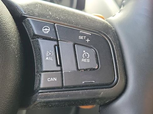 Used 2014 Jaguar F-TYPE S image 19