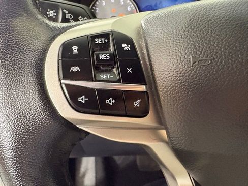 Used 2021 Ford Explorer XLT w/ Equipment Group 202A RWD image 24