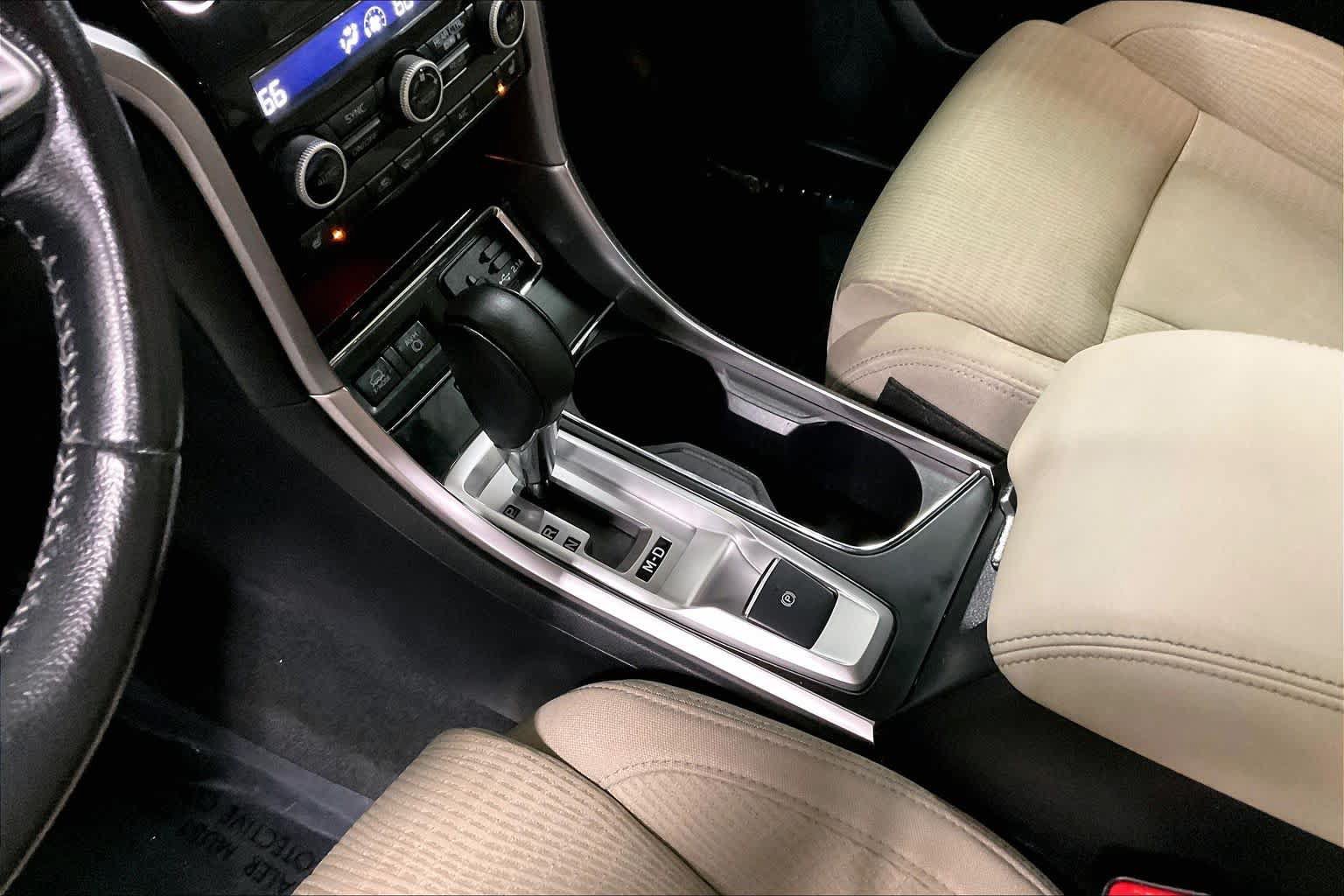 Used 2019 Subaru Ascent Premium AWD/4WD image 16