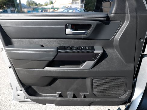 Used 2024 Toyota Tundra Platinum AWD/4WD image 51