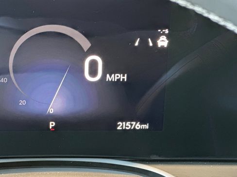 Certified 2024 Buick Envista Sport Touring FWD image 26