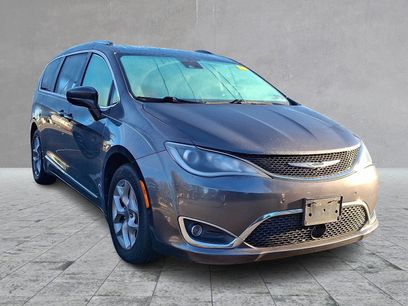 Used 2019 Chrysler Pacifica Touring-L Plus w/ Advanced Safetytec Group