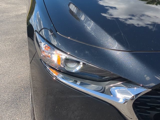 Used 2024 MAZDA MAZDA3 s FWD image 10
