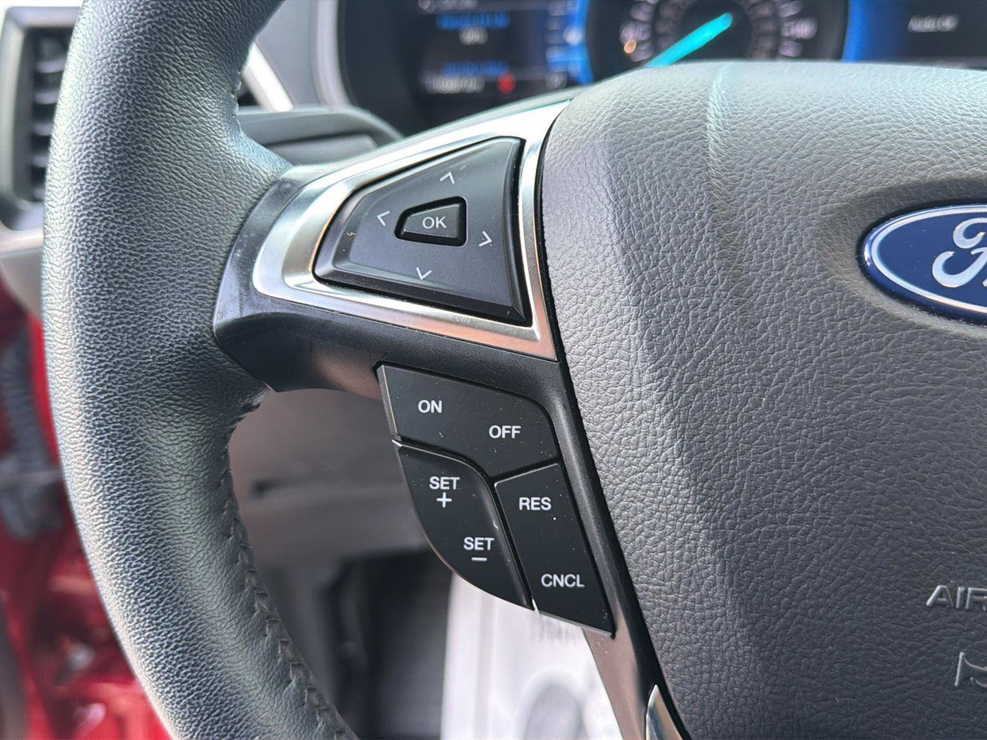 Used 2024 Ford Edge SEL w/ Convenience Package AWD/4WD image 15