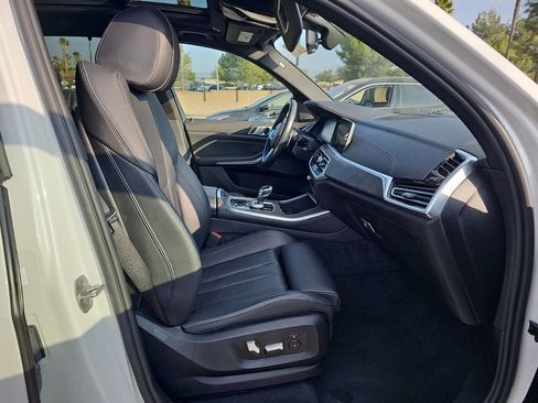 Used 2021 BMW X5 xDrive45e w/ M Sport Package AWD/4WD image 8