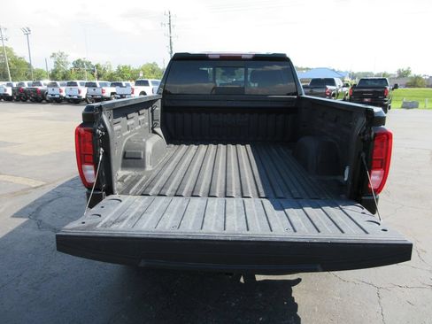 Used 2024 GMC Sierra 1500 Elevation w/ Elevation Premium Package AWD/4WD image 7