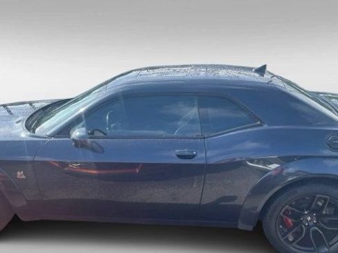Used 2019 Dodge Challenger R/T Scat Pack RWD image 4