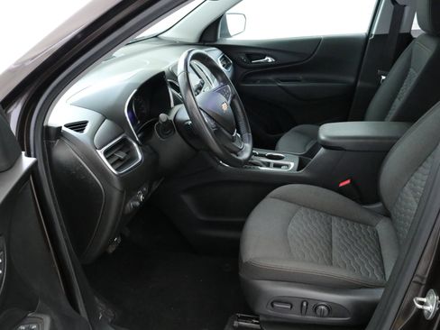 Used 2020 Chevrolet Equinox LT image 26