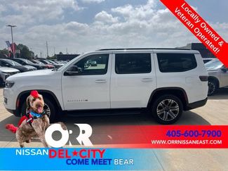 Used 2024 Jeep Wagoneer Series II w/ Flexible Seating Group AWD/4WD video 2