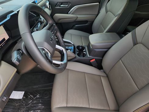 New 2026 Chevrolet Colorado ZR2 w/ Technology Package image 10