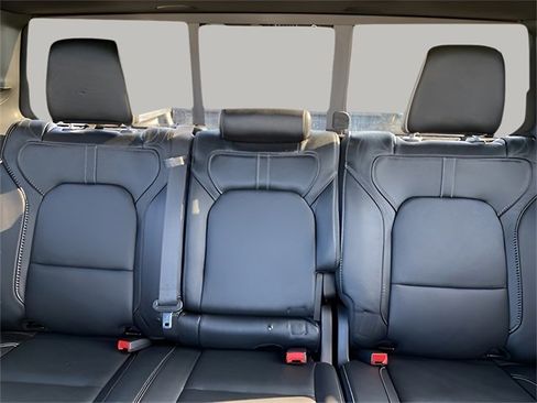 Used 2022 RAM 1500 Limited w/ Bed Utility Group image 36