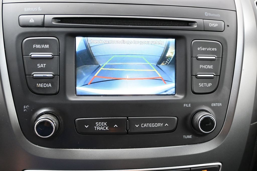 Used 2015 Kia Sorento LX AWD/4WD image 24