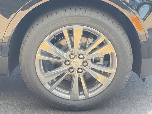 New 2026 Cadillac XT5 Premium Luxury w/ Driver Assist Package AWD/4WD image 5