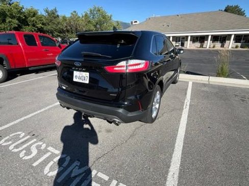 Used 2021 Ford Edge Titanium AWD/4WD image 4