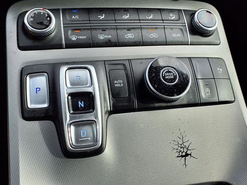 Used 2020 Hyundai Palisade SE image 12