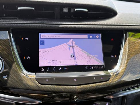 Used 2020 Cadillac XT6 Premium Luxury FWD image 15