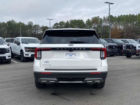 New 2026 Ford Explorer Active w/ Active Comfort Package RWD image 4