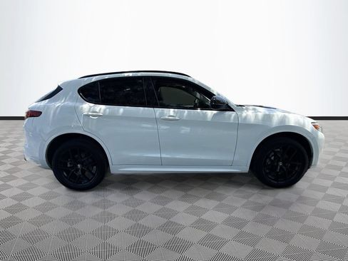 Used 2021 Alfa Romeo Stelvio Sprint w/ Nero Edizione RWD image 8