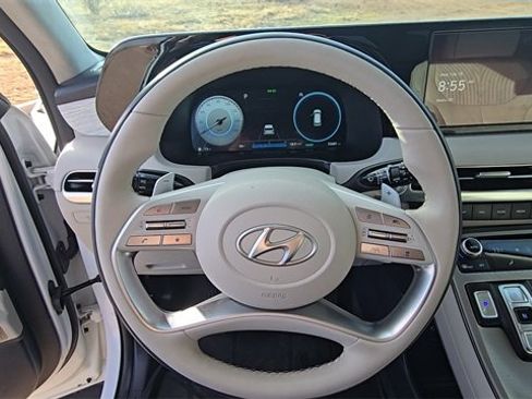 Used 2024 Hyundai Palisade Calligraphy image 25
