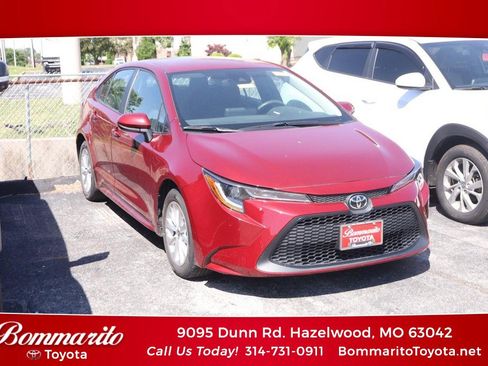 Used 2022 Toyota Corolla LE w/ LE Convenience Package FWD image 1
