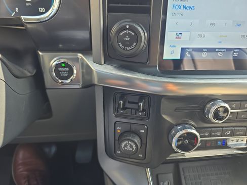 Used 2022 Ford F150 Lariat w/ Equipment Group 502A High AWD/4WD image 15