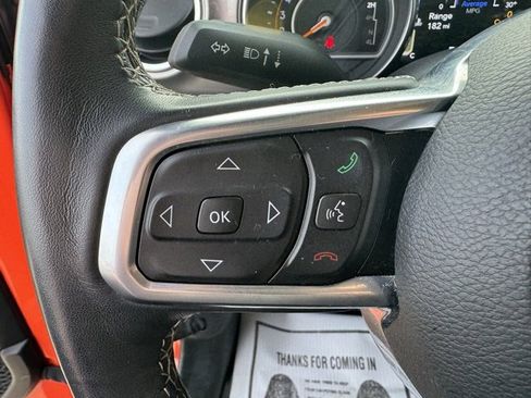 Used 2018 Jeep Wrangler Unlimited Sahara w/ Safety Group image 19