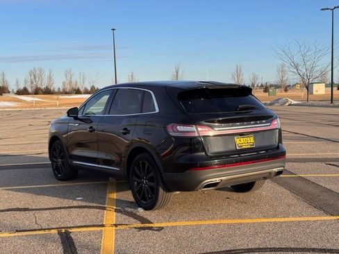 Used 2022 Lincoln Nautilus Reserve w/ Equipment Group 201A image 34