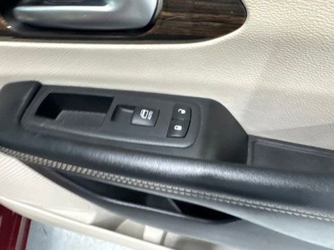 Used 2021 Chrysler Pacifica Limited w/ Premium & Safety Sphere Group AWD/4WD image 26