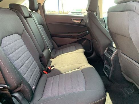 Certified 2023 Ford Edge SE w/ Black Appearance Package AWD/4WD image 13