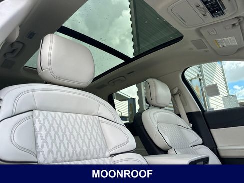 Used 2024 Lincoln Nautilus Black Label AWD/4WD image 19