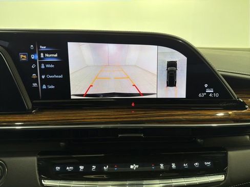 Used 2022 Cadillac Escalade ESV Premium Luxury AWD/4WD image 38