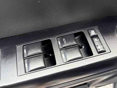 Used 2015 Jeep Patriot Sport w/ Power Value Group image 12