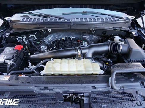 Used 2021 Ford Expedition XLT image 47