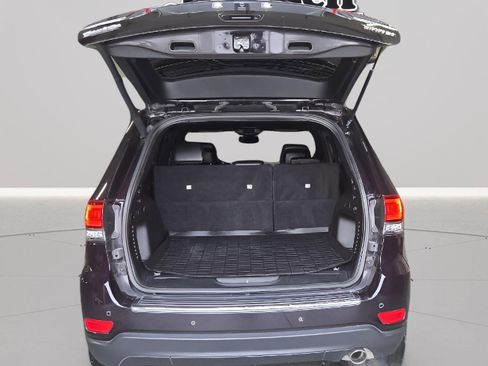 Used 2021 Jeep Grand Cherokee Limited image 26