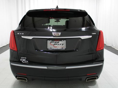 Used 2019 Cadillac XT5 Premium Luxury AWD/4WD image 7