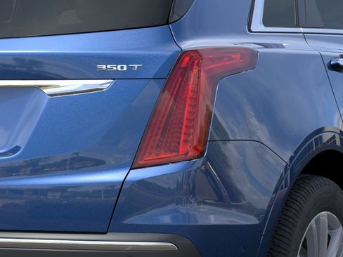 New 2026 Cadillac XT5 Premium Luxury w/ Driver Assist Package AWD/4WD image 35