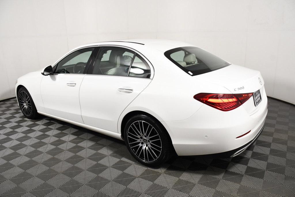 Used 2023 Mercedes-Benz C 300 4MATIC Sedan image 3