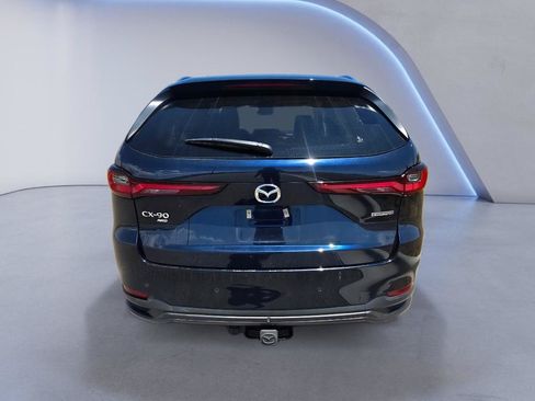 Used 2025 MAZDA CX-90 Plug-In Hybrid w/ Preferred AWD/4WD image 4