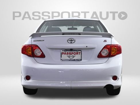 Used 2010 Toyota Corolla S image 8