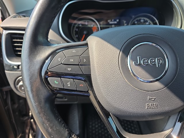Used 2020 Jeep Cherokee Latitude Plus AWD/4WD image 20