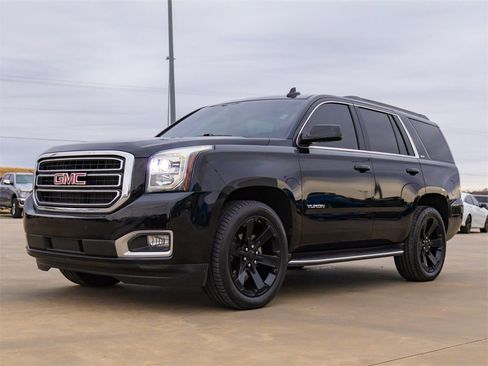 Used 2019 GMC Yukon SLT w/ HD Trailering Package image 3