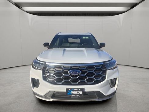 Used 2025 Ford Explorer Platinum w/ LUX Leather Package image 8