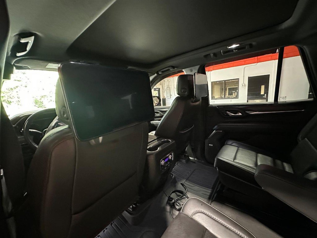 Used 2021 GMC Yukon Denali w/ Denali Ultimate Package RWD image 30
