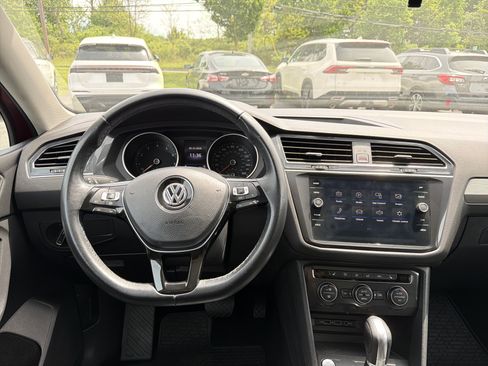 Used 2019 Volkswagen Tiguan SE w/ Panoramic Sunroof Package AWD/4WD image 15