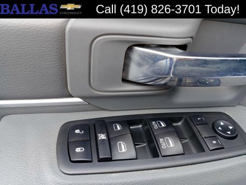 Used 2013 RAM 2500 SLT AWD/4WD image 24