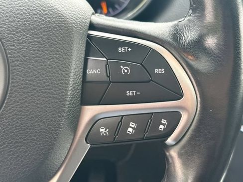 Used 2021 Jeep Grand Cherokee Limited w/ Quick Order Package 28K 80th AWD/4WD image 33