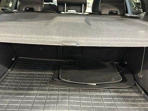 Certified 2026 Volvo XC40 B5 Plus AWD/4WD image 26