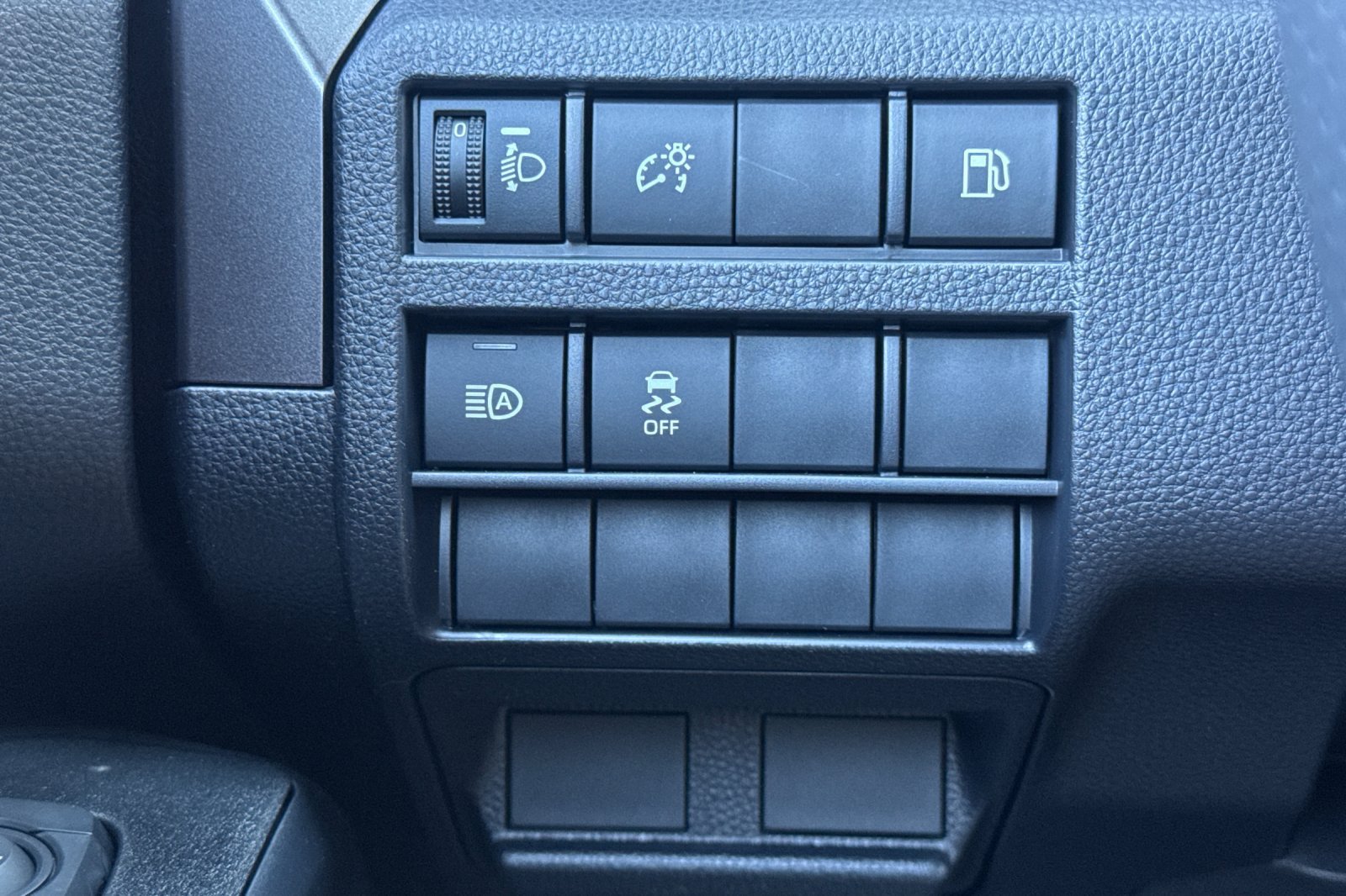 New 2026 Toyota 4Runner SR5 AWD/4WD image 29