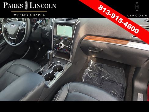 Used 2018 Ford Explorer Limited w/ Equipment Group 301A image 10